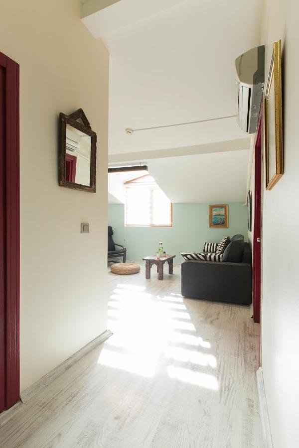 Istanbul Apartments Istiklal Екстер'єр фото